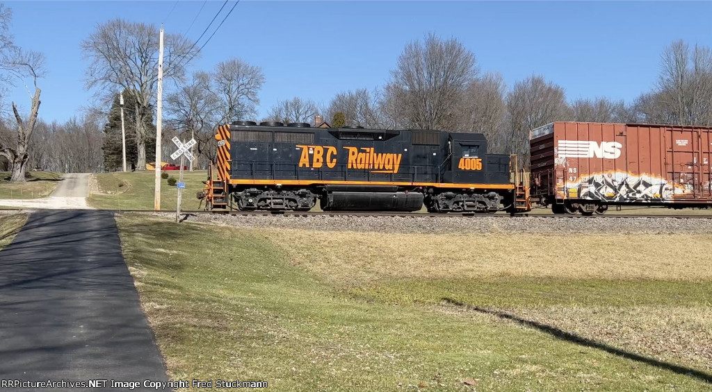 AB 4005 is set to cross a common driveway.